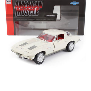 1963 CHEVROLET CORVETTE Z06 COUPE WHITE 1:18 SCALE