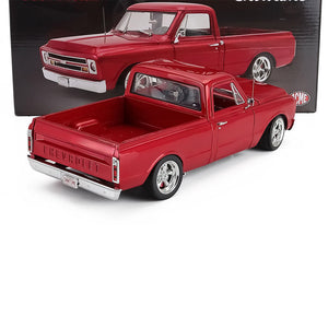 1967 CHEVROLET C-10 CUSTOM PICKLUP "SHOWTIME" CANDY RED METALLIC 1:18 SCALE