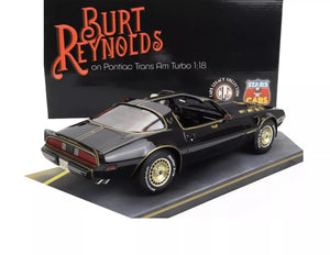 1980 PONTIAC TRANS-AM TURBO SMOKEY & BANDIT WITH BURT REYNOL FIGURE 1:18 SCALE.