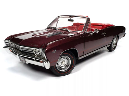 1967 CHEVROLET CHEVELLE SS 396 CONVERTIBLE MCACN MAROON 1:18 AUTOWORLD AMM1244