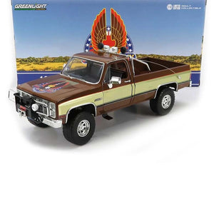 1982 GMC K-2500 PICKUP TRUCK "THE FALL GUY" BROWN CREAM 1:18 SCALE