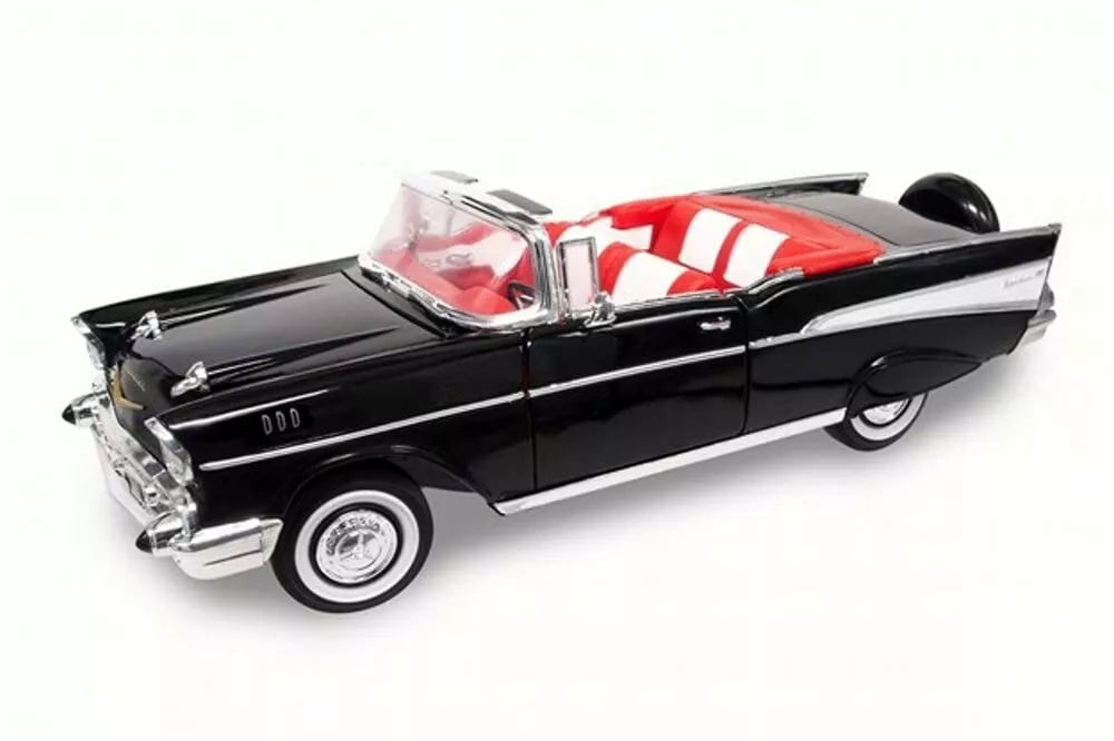 1957 CHEVROLET BEL AIR CONVERIBLE BLACK 1:18 MODEL CAR BY ROAD SIGNATURE 92108