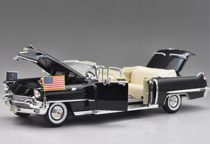 1956 CADILLAC PRESIDENTIAL PARADE 1:24 SCALE BY ROAD SIGNATURE 24038